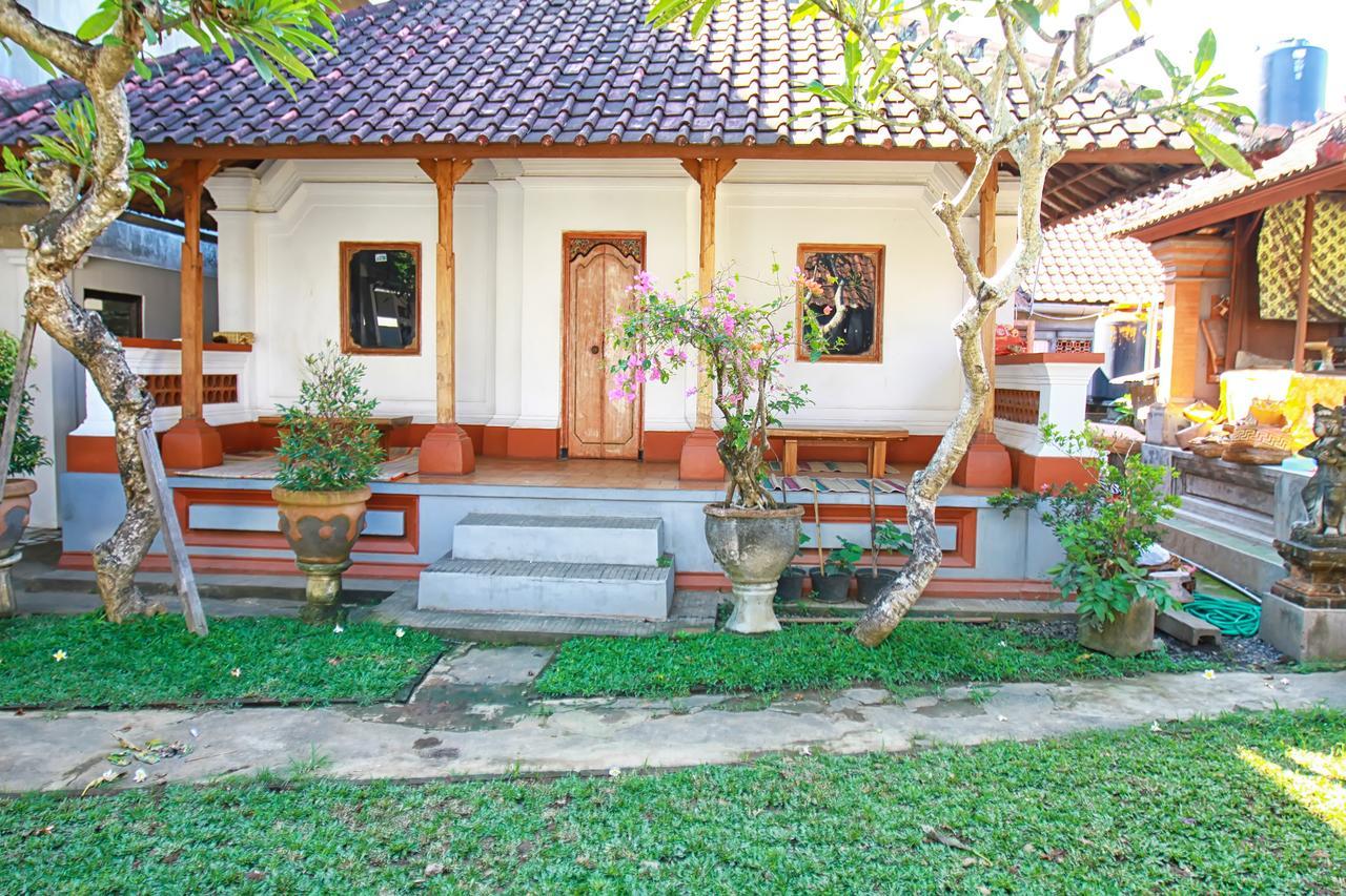 Halaman Depan Hostel Ubud Exterior foto